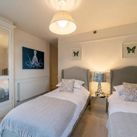 Westcourt By Rmg Harrogate