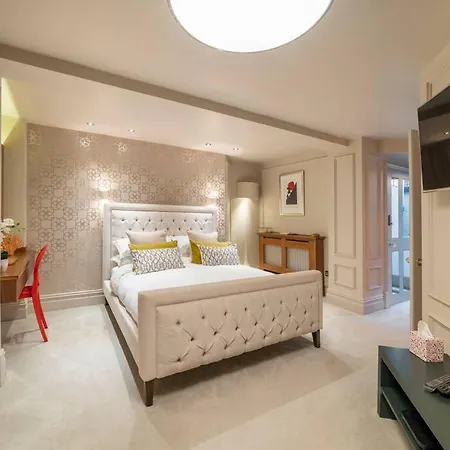 Westcourt By Rmg Apartman *