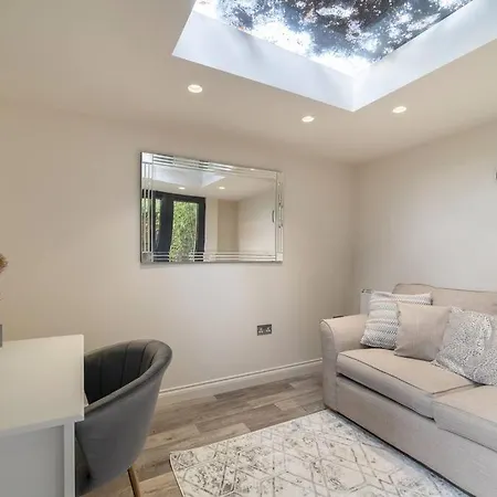 Westcourt By Rmg Apartment Harrogate