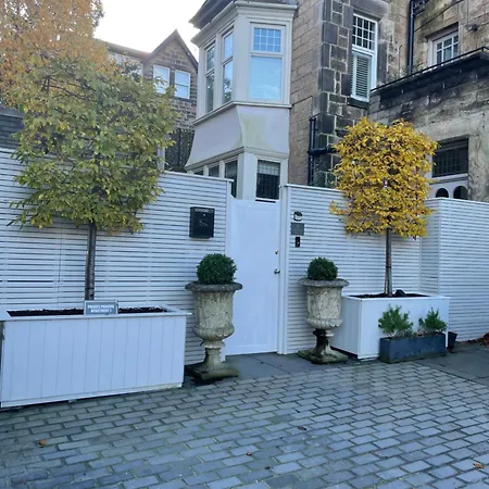 Westcourt By Rmg Harrogate