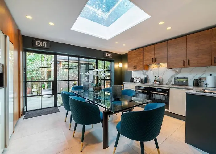Westcourt By Rmg דירה *